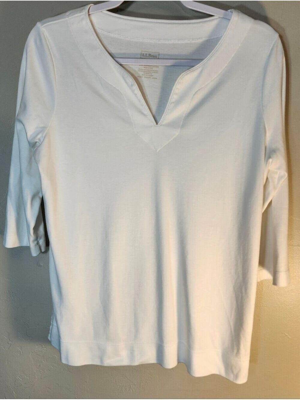L.L. Bean White V-Notch 3/4 Sleeve Tee 100% Cotton Soft